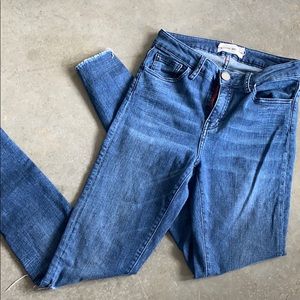 Etienne Marcel distressed jeans